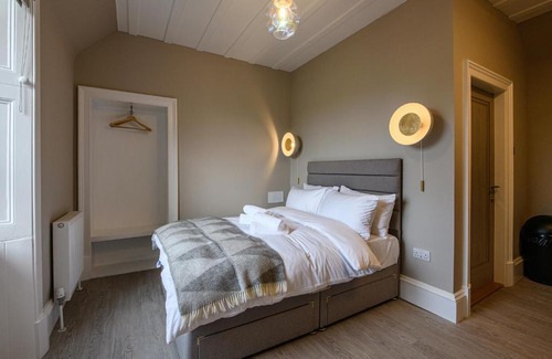 Lybster Maison | The School House