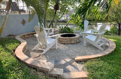 Apollo Beach Maison | The Sea Eagle House