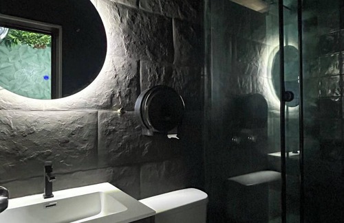 Miraflores Hôtel | The Secret Garden Hostel