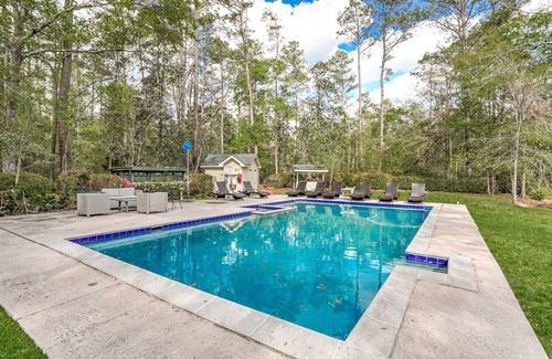 Covington Maison | Le jardin secret est situé à Covington, en Louisiane. Vraiment unique en son genre!