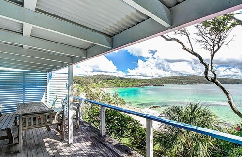 Seal Rocks Maison | The Shack