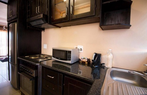 Polokwane Cabine | The Shamrock Lodge