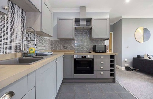 Wythenshawe Appartement | The Sharston- Close To Airport- Free Secure Parking