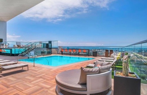 East Village Appartement | The Shift: Stylish 1-BR Apt with AC in Sunny San Diego – Comfort & Convenience!