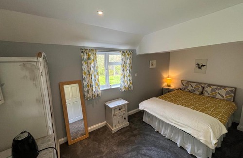 Upper Framilode Hôtel | The Ship Inn - Self Catering Accommodation
