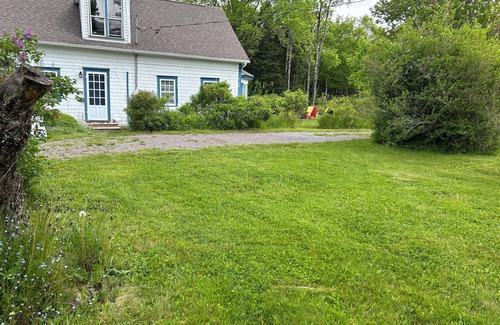 West Quaco Cottage | Cottage de deux siècles, confortable et plein de charme, avec vue sur la baie de Fundy