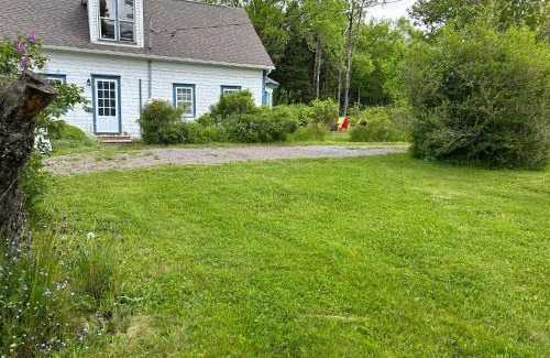 West Quaco Maison | The Shipbuilder's Cottage-Two Century Old Charm