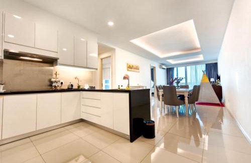 Bunga Paya Pantai Appartement | The Shore Residences by Amanjiwa