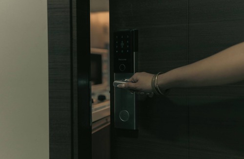 Pio del Pilar Copropriété | The Skyline Oasis condo right in the heart of Makati City