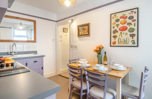 Cromer Maison | The Snail