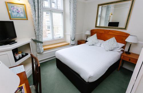 Tetbury Hôtel | The Snooty Fox