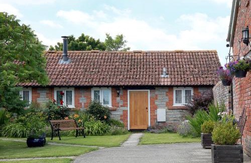 Blackford Maison | The Snug