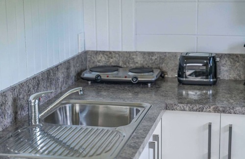 Hilltop Appartement | The Snuggery - Taupo
