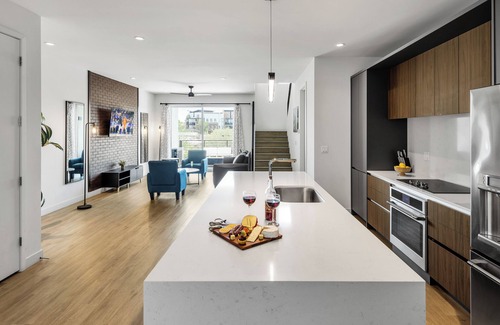 Casa Granada Townhouses Maison | The Social - Jacuzzi - Heart of Old Town