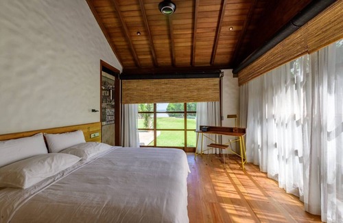 Ekala Maison | The Solar Crab - Luxury Villa