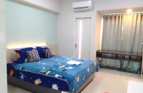 Siwalankerto Appartement | The Square - King Suite - Apartemen Service - 2Person - NetFlix Wifi - Near Petra Campus