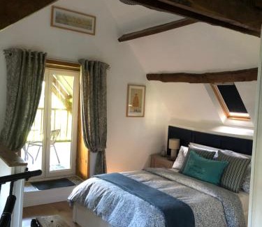 Sourdeval Maison | The Stable