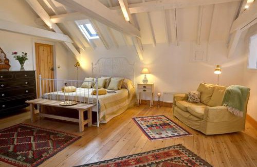 Rhydwyn Maison | The Stable Loft