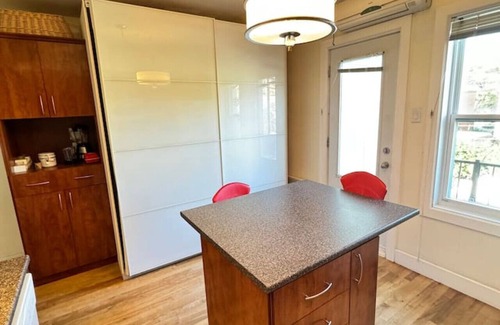 Rosemont-La Petite-Patrie Appartement | The star pop art urban and vibrant 1B
