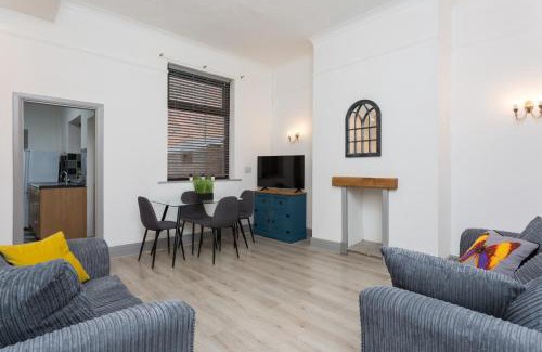 Bamber Bridge Maison | The Station House