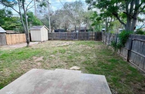 South Overton Maison | The Station - walking distance to Texas Tech