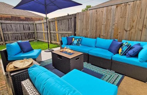 Bentonville - Fayetteville Appartement | The Stay at Steuben Fire Pit Brand new furniture