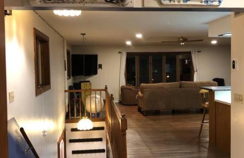 Beattyville Maison | The Stoic - 3 bed 3 Bath near red river gorge