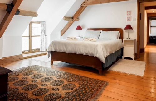 Kimmeridge Cottage | The Stone Barn - 5 bed cottage with sea views
