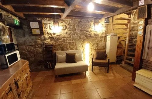 Navaluenga Maison | THE STONE HOUSE