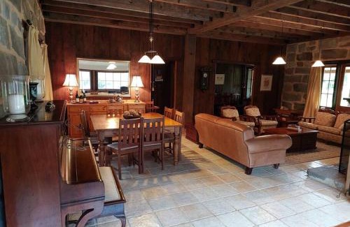 Nulkaba Maison | The Stone House Stay Connect Explore