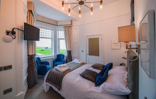 Bray Hôtel | The Strand Hotel, the former residence of Oscar Wilde