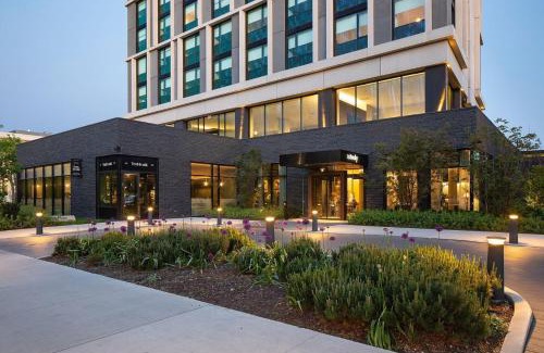 Woodlawn Hôtel | The Study at the University of Chicago