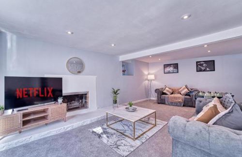 Batheaston Maison | The Stylish Gem of Bath - Sleeps 10