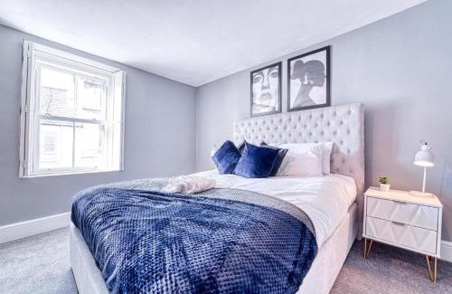 Batheaston Maison | The Stylish Gem of Bath - Sleeps 10