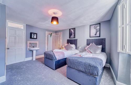 Batheaston Maison | The Stylish Gem of Bath - Sleeps 10
