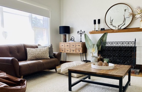 New Town Maison | The Stylish Town House - 7 Minutes to Hobart CBD