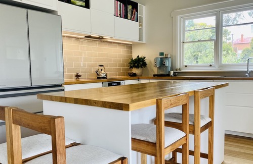 New Town Maison | The Stylish Town House - 7 Minutes to Hobart CBD