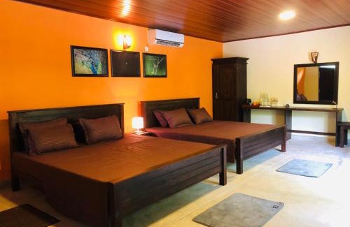 Nochchiyagama Chalet De Ski | 'The Suite' by Wildhideaway