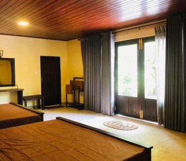 Nochchiyagama Chalet De Ski | 'The Suite' by Wildhideaway