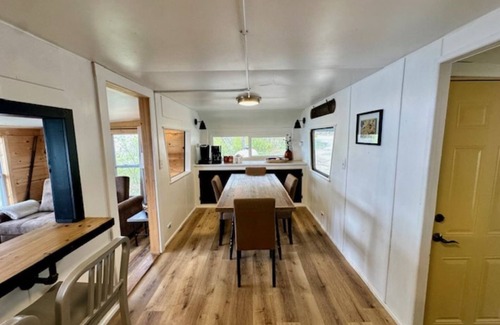 Wabasha Cabine | The Summer Breeze - Close to everything Mississippi River Valley!
