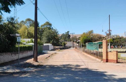 Burra Maison | The Sunday School Cottage on the Heysen Trail