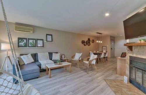 Mont-Tremblant Maison | The Sunny half croissant
