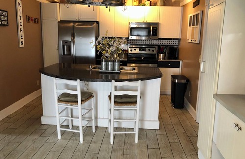 Port Deposit Appartement | The Sunny Place Apt. 1/Bed F/B W/D full kitchen sunroom deck