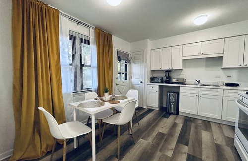 Willowbrook Maison | The Sunny Side House