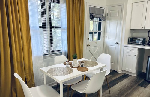 Willowbrook Maison | The Sunny Side House