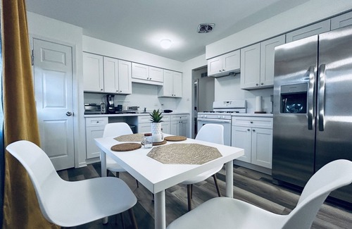 Willowbrook Maison | The Sunny Side House