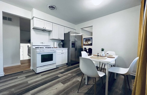 Willowbrook Maison | The Sunny Side House