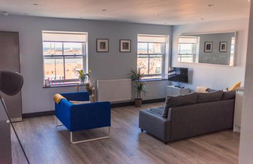 Margate Appartement | The Sunset Apartment - Margate Beach - By Goldex Coastal Breaks