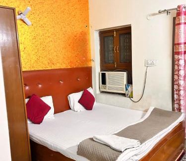 Nizamuddin Maison | The Super Residency - Near Nizamuddin Markaz & Auliya Dargha
