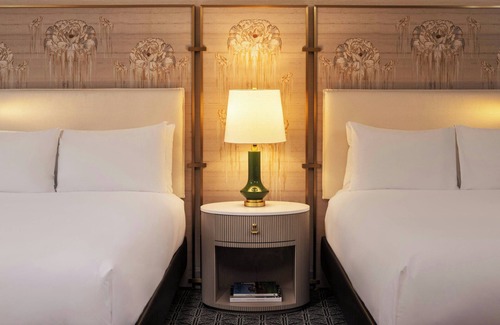 Rush and Division Hôtel | The Talbott, Autograph Collection